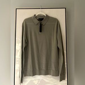 Mens new with tags fine wool sweater in taupe